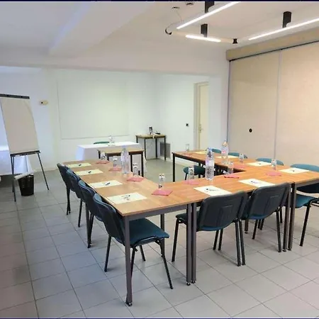 Le Roma 3* Albertville