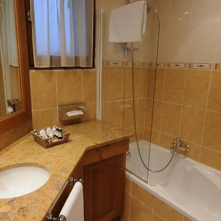 Le Roma 3* Albertville