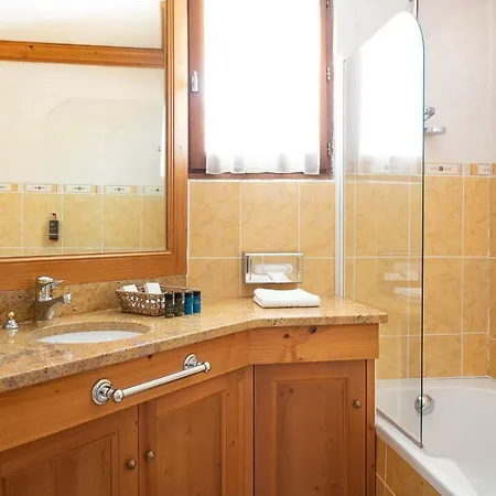 Le Roma 3* Albertville